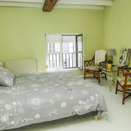 Le Secret Du Coffre Apartman *
